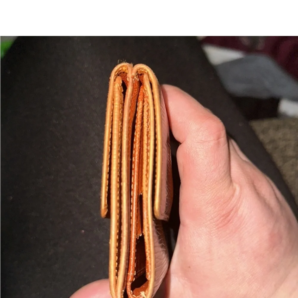 LOUIS VUITTON ELISE EPI ORANGE VINTAGE WALLET GUC